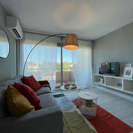 Apartment Cap Raphael